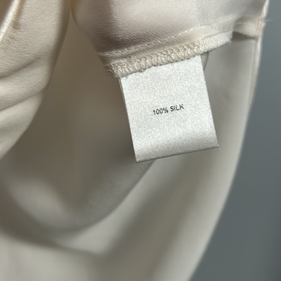 MICHELLE MASON Satin Tie Neck Blouse Ivory size 4- EUC - Picture 10 of 15
